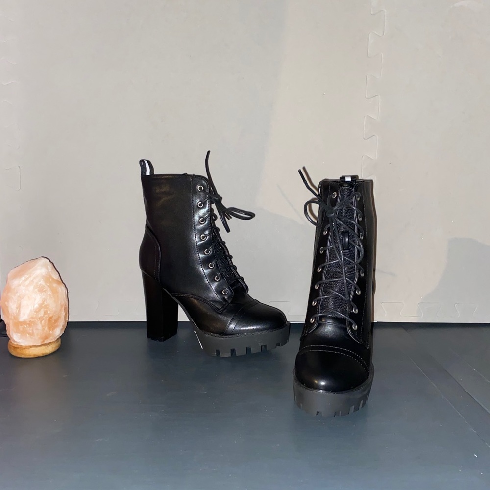 YOKI Lace Up Heeled Booties